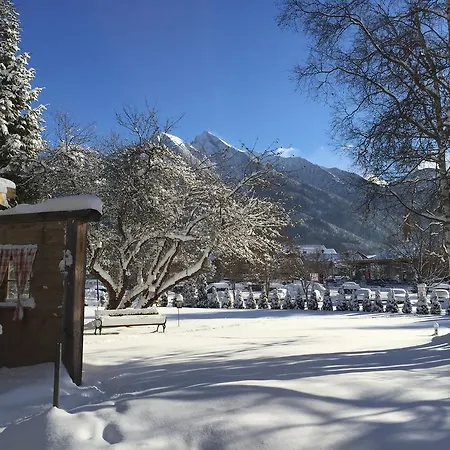 アパート Haus Senn